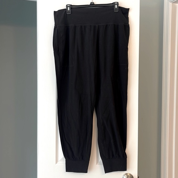 Athleta Salutation Jogger Size XL - Picture 1 of 2
